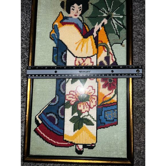 Frame Needlepoint Geisha Wall Hanging in gold tone frame. - Picture 6 of 7